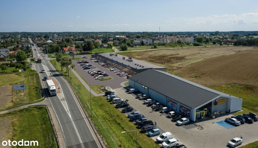 Działka komercyjna przy Biedronce 6702 m2 1675 GLA