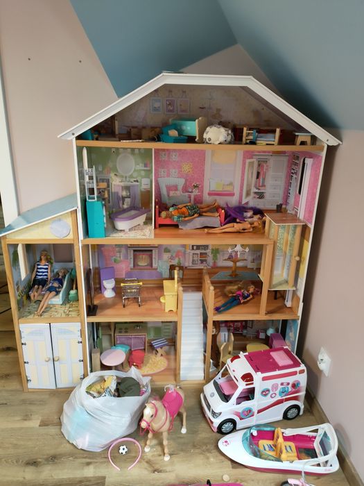 Domek dla lalek KidKraft Grand + masa innych akcesoriów i lalek Barbie