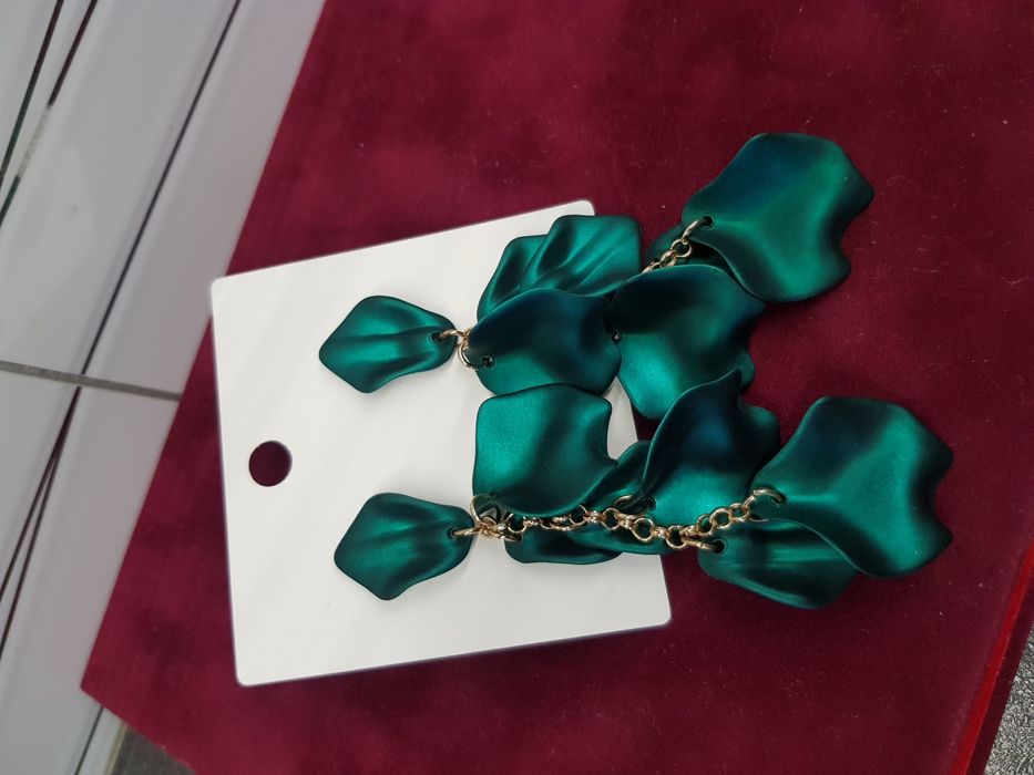 Kolczyki płatki zielone