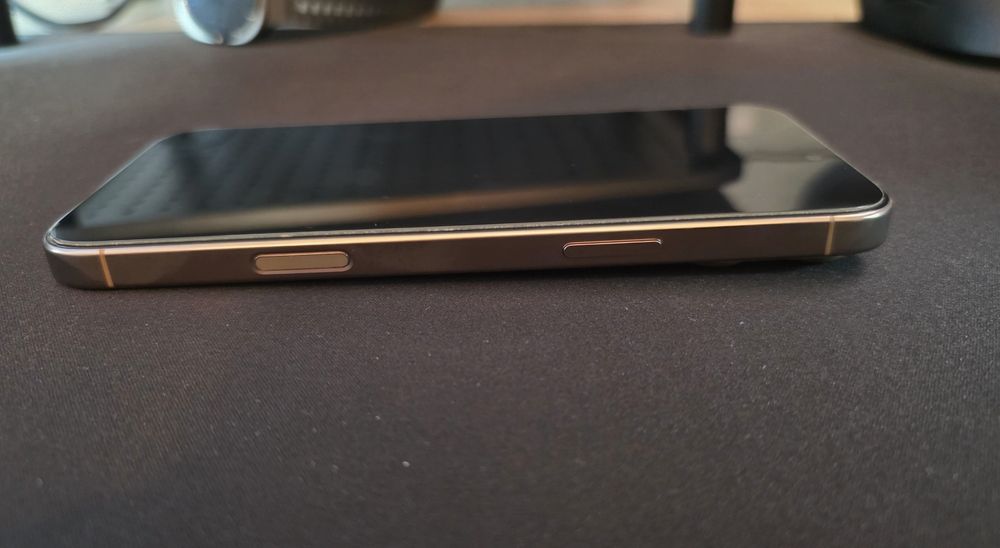 iPhone 16 Pro Max 256GB Desert Titanium