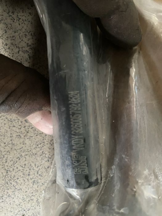 Продам рульову тягу  рено мастер 3