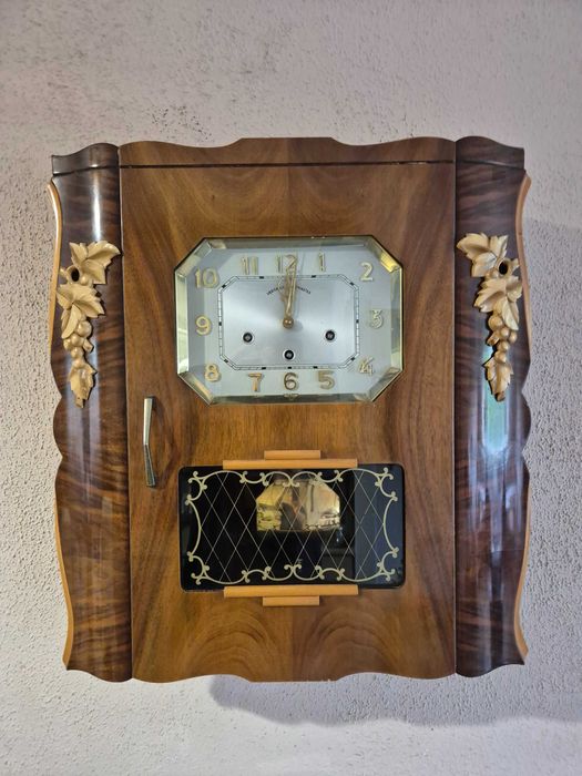 Frzncuski zegar 4 melodie