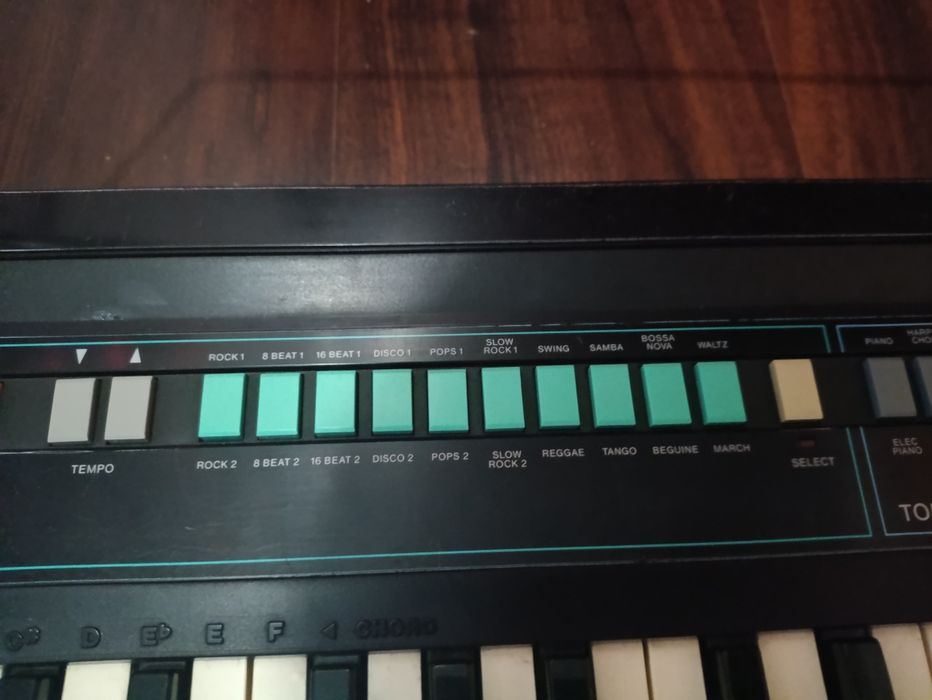 Keyboard Casio CT-380 + torba