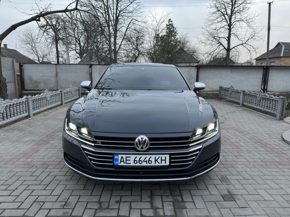 Продам Volkswagen Arteon 2020