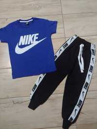 Wyprzedaż Niebiesko czarny komplet t-shirt spodnie Nike dla chłopca 3-