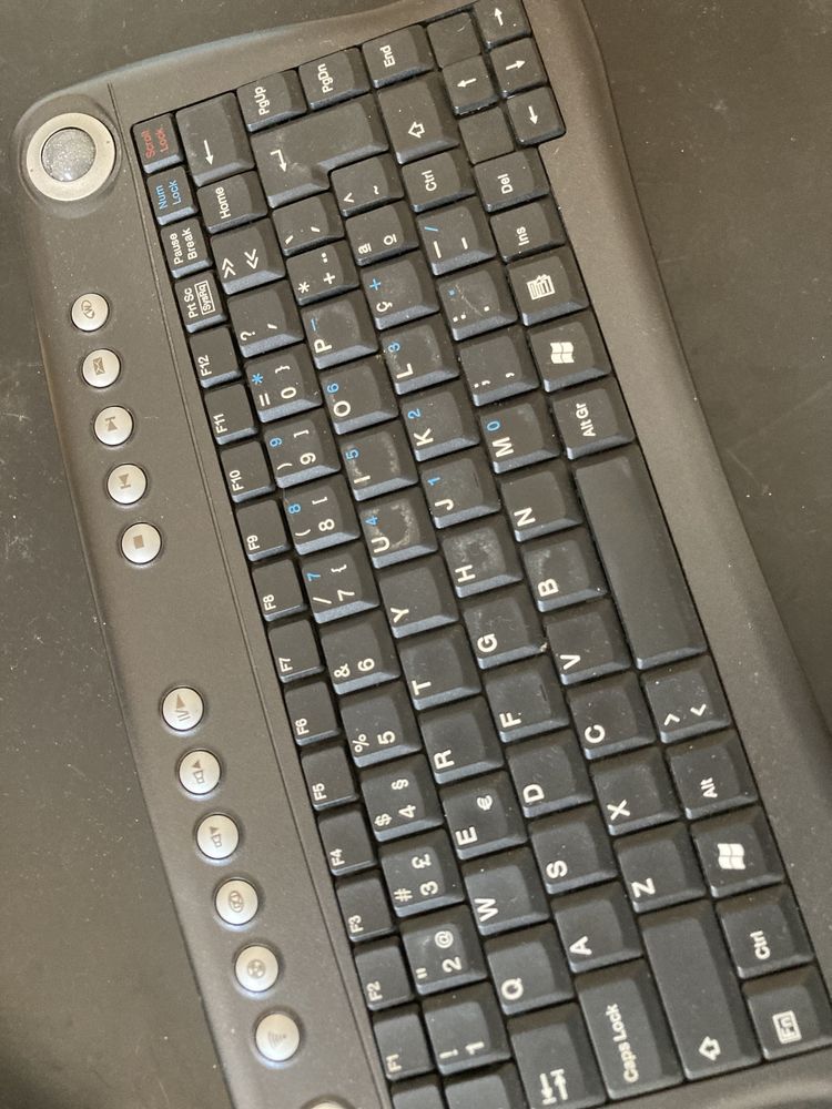 Teclado + controlo de rato Mkplus sem fios