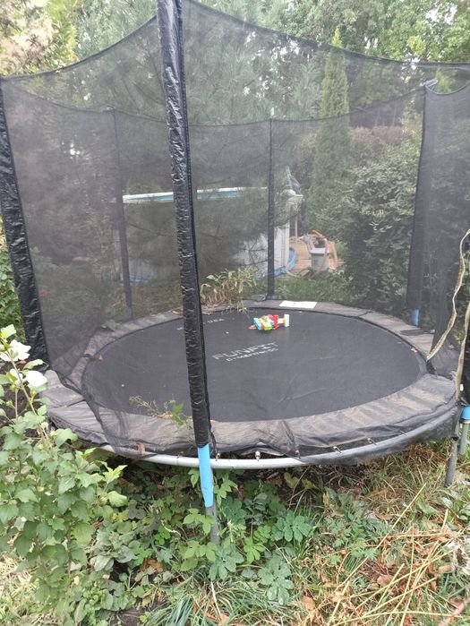 Продам батут 3 метра