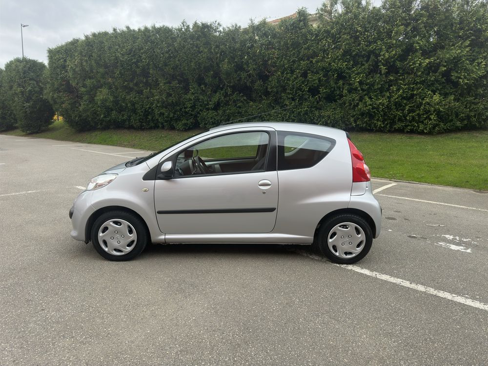 Peugeot 107 motor toyota 1.0 impecavel