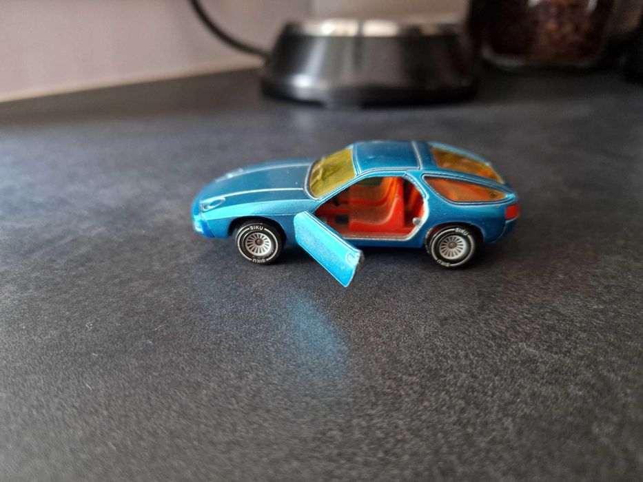 Siku - Porsche 928 - Lata 90'  Made in Germany -  Resorak
