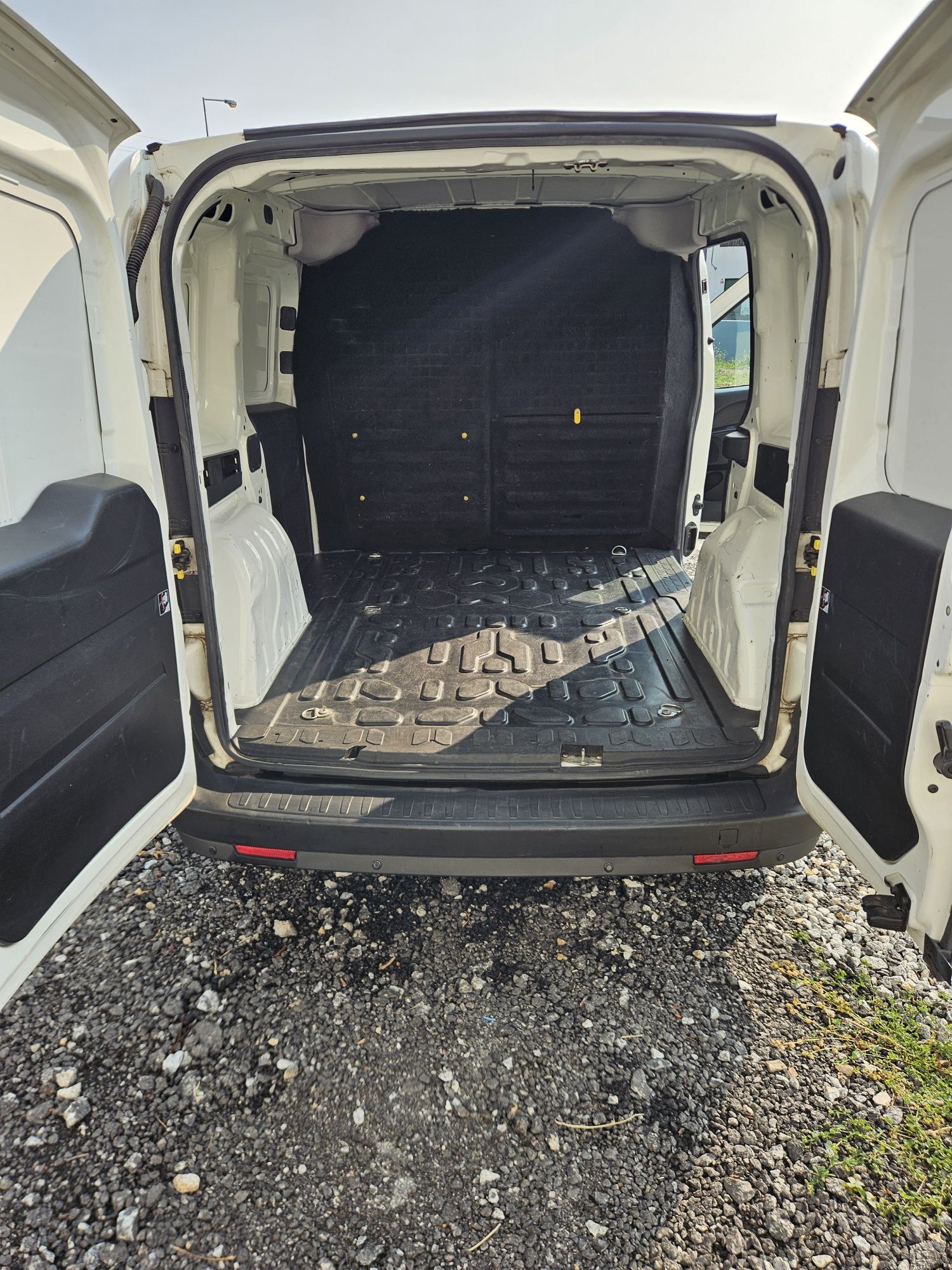 Fiar Doblo 2.3  93000km