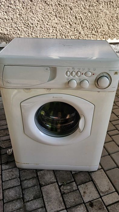 Пральна машинка Ariston