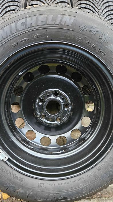 vw t-roc,audi,skoda karoq ,seat koła zimowe michelin alpin 5
