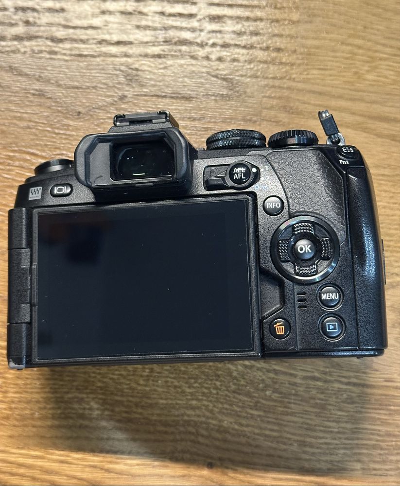 Aparat Olympus E-M1 II
