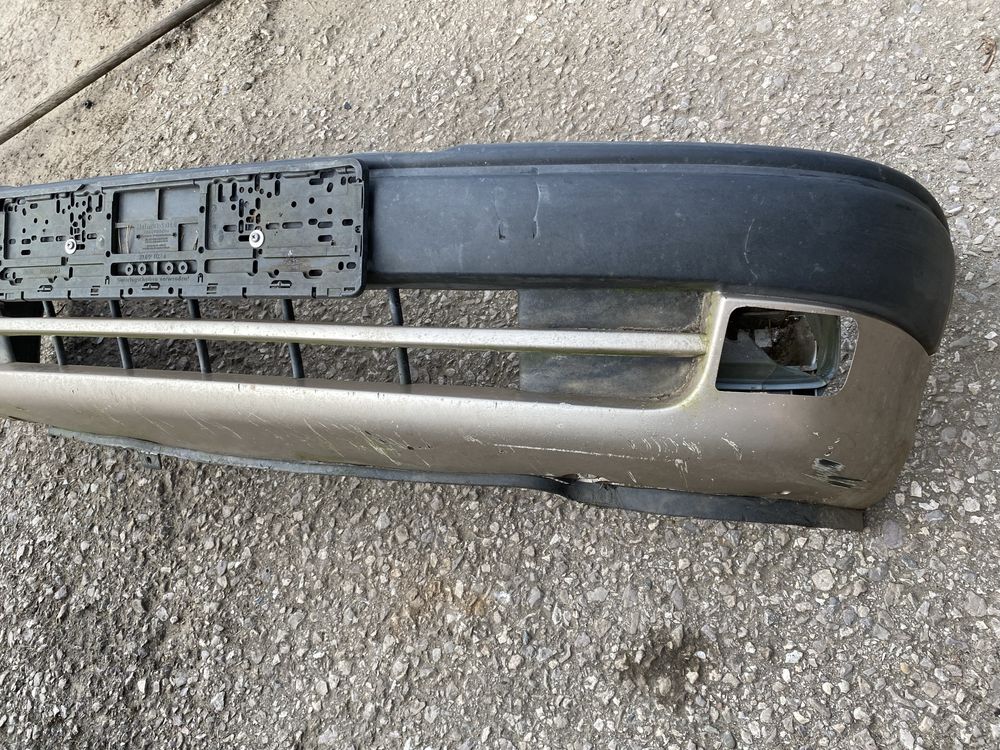 Opel Astra F 1 zderzak przod przedni