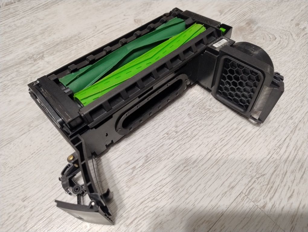 Sprawny Moduł głowicy czyszczącej z wałkami Irobot Roomba e5, i3, i7