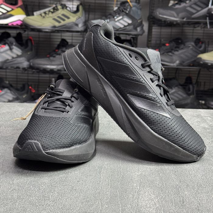 ОРИГІНАЛ 100% Кросівки чорні адідас Adidas IF7870/39 р