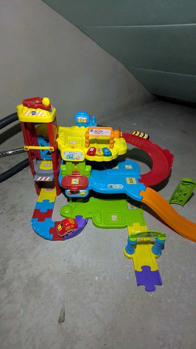 Pista de Carros Bólides Bip Bip Super garagem, da Concentra