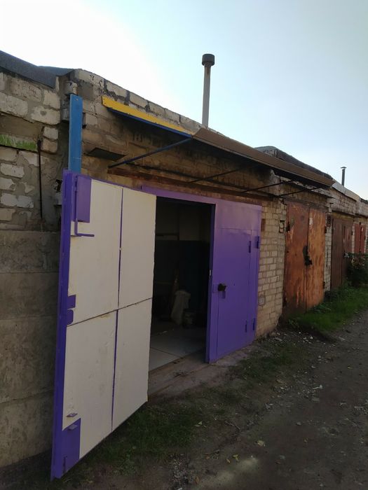 Продам гараж в центре" Маяк 2"