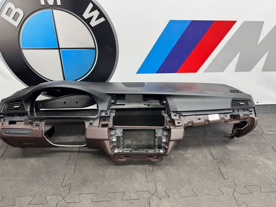 Салон, торпеда, дверные карты BMW F10