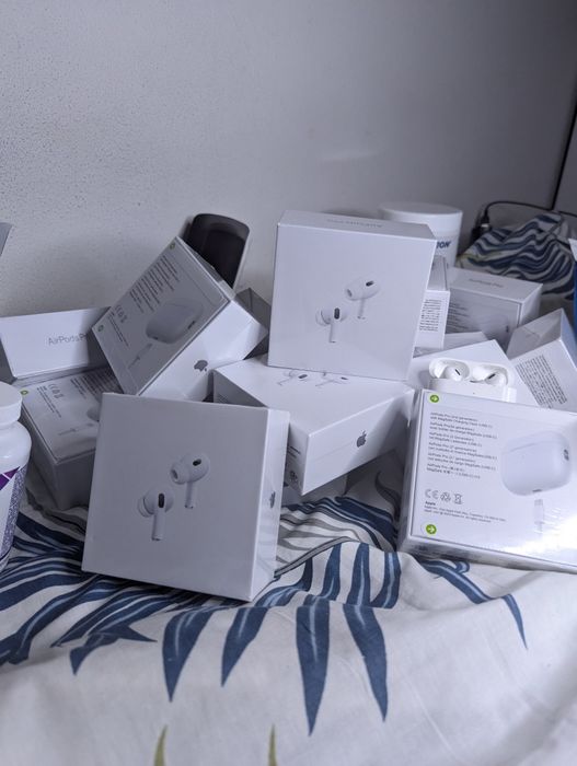 ‼️ПОДАРОК‼️AirPods Pro 2 - Святковий вибір, нова упаковка 

упаковка!