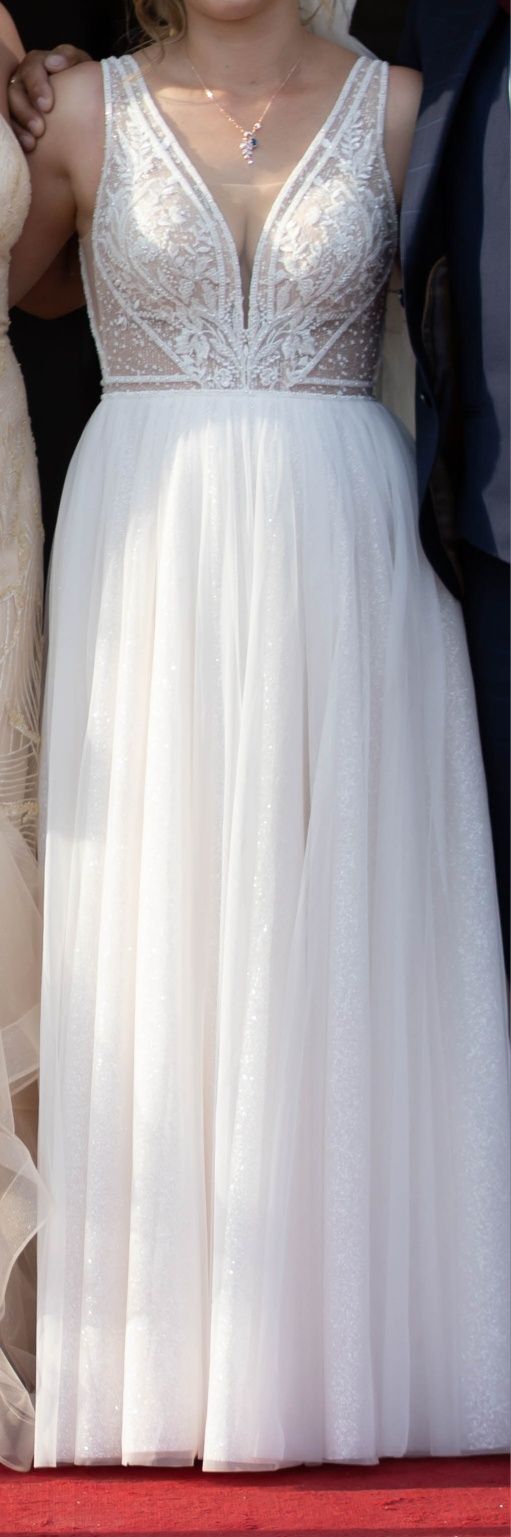 Suknia ślubna brzoskwinka
