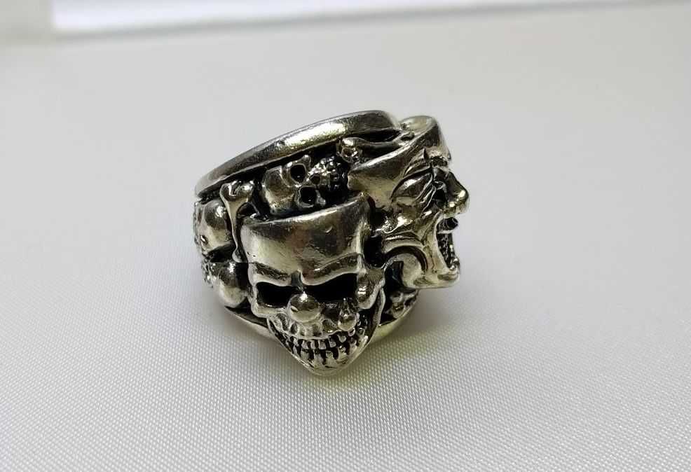 Sygnet srebrny - Czaszki - nr 027 - próba 925