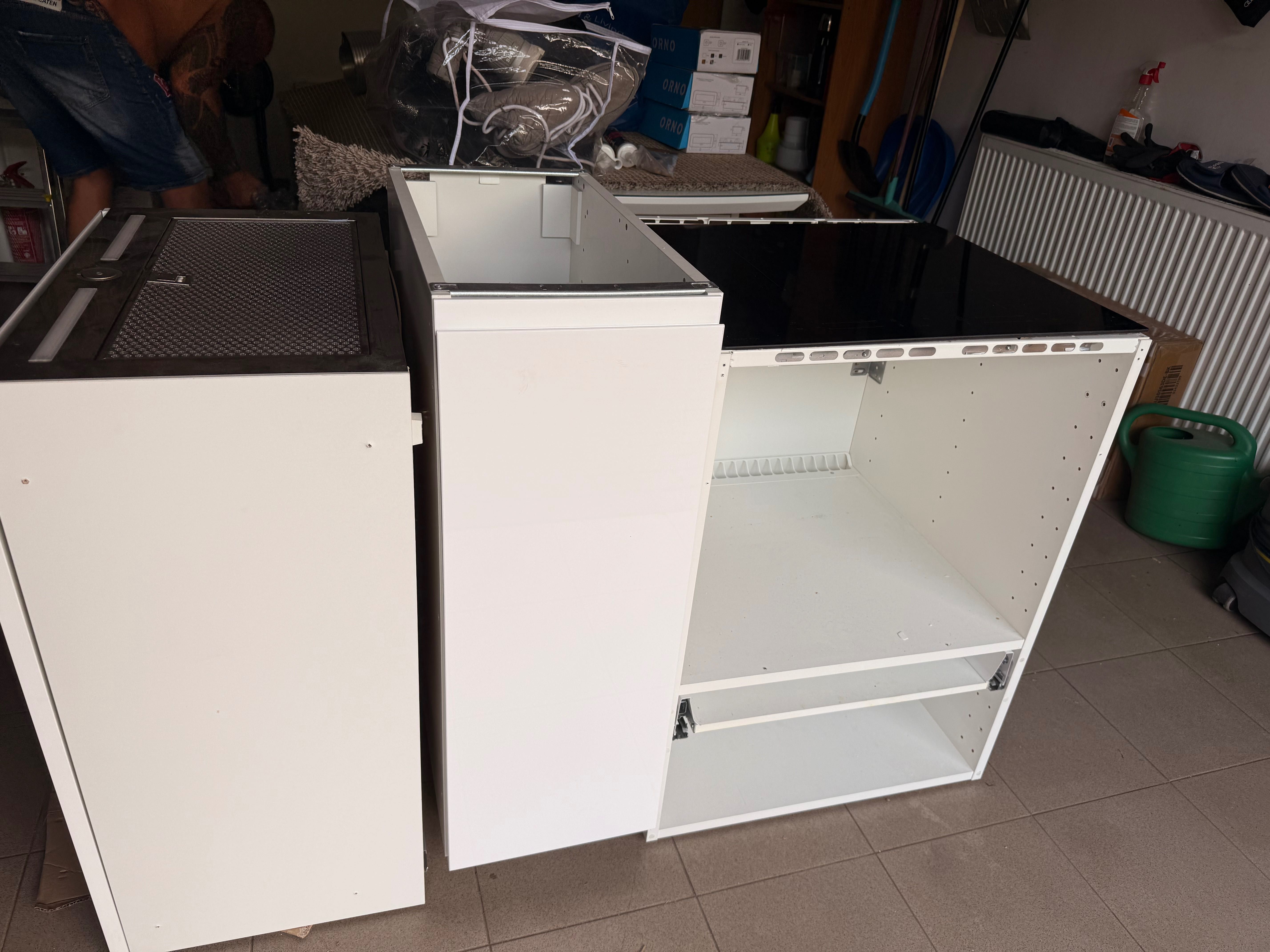 Płyta indukcyjna z szafką do zabudowy Ikea