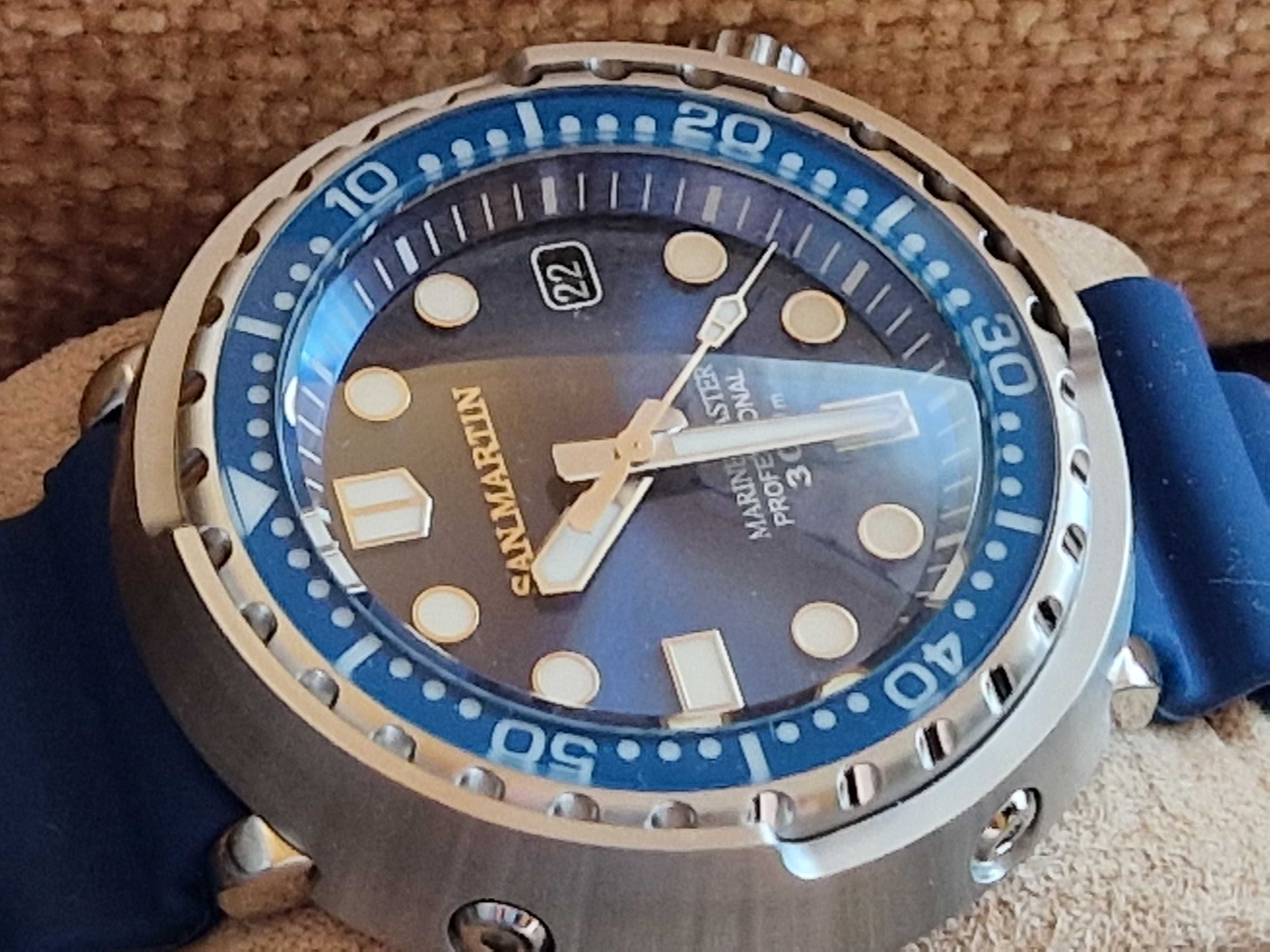 Nowy zegarek  San Martin wzór Tuńczyk 44mm