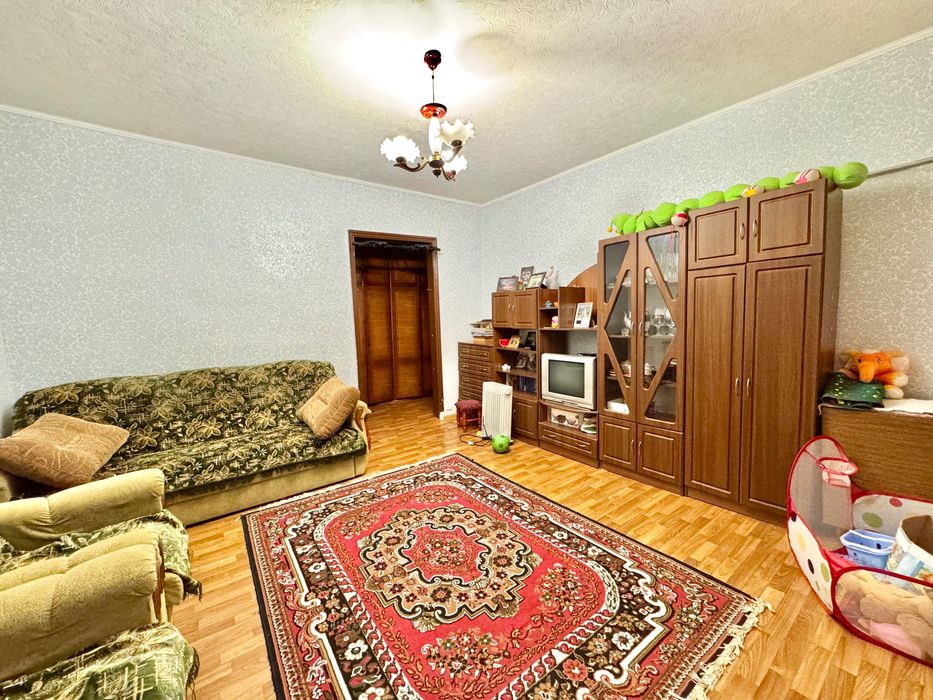 D1L Продам квартиру 73 м2, вул. Дмитрівська, 15.