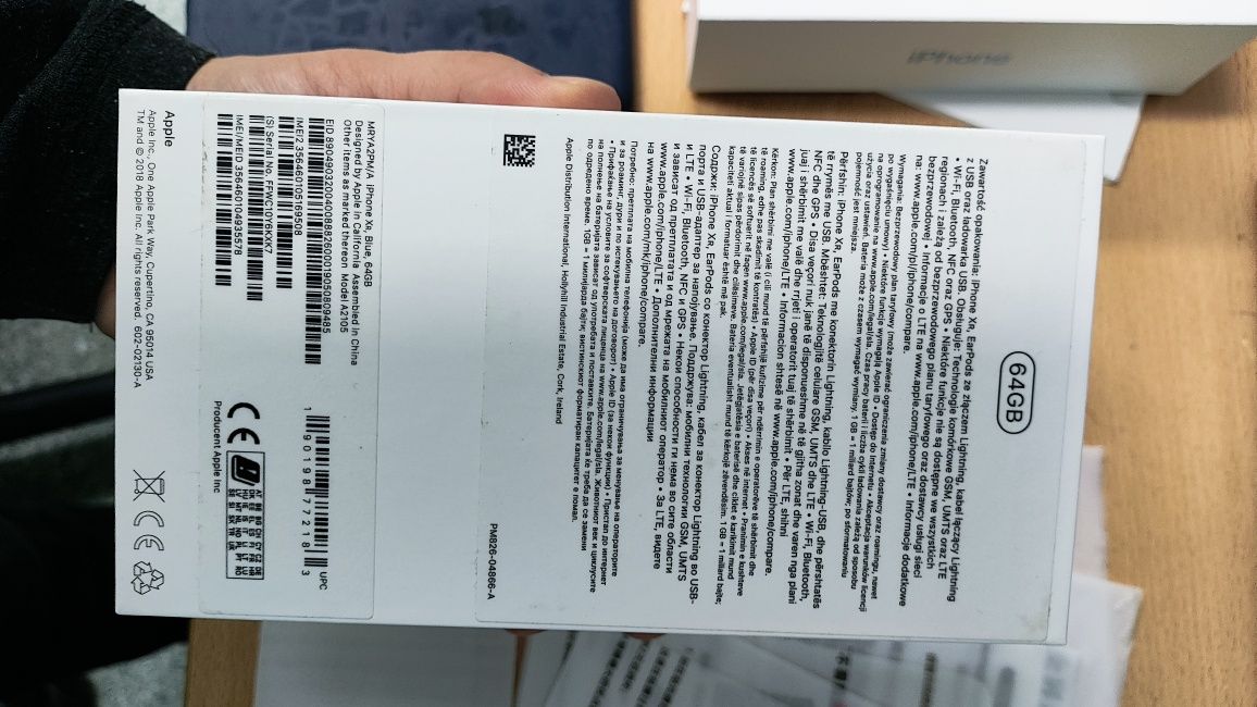 iPhone XR w perfekcyjnym stanie 64GB w najładniejszym kolorze + Gratis