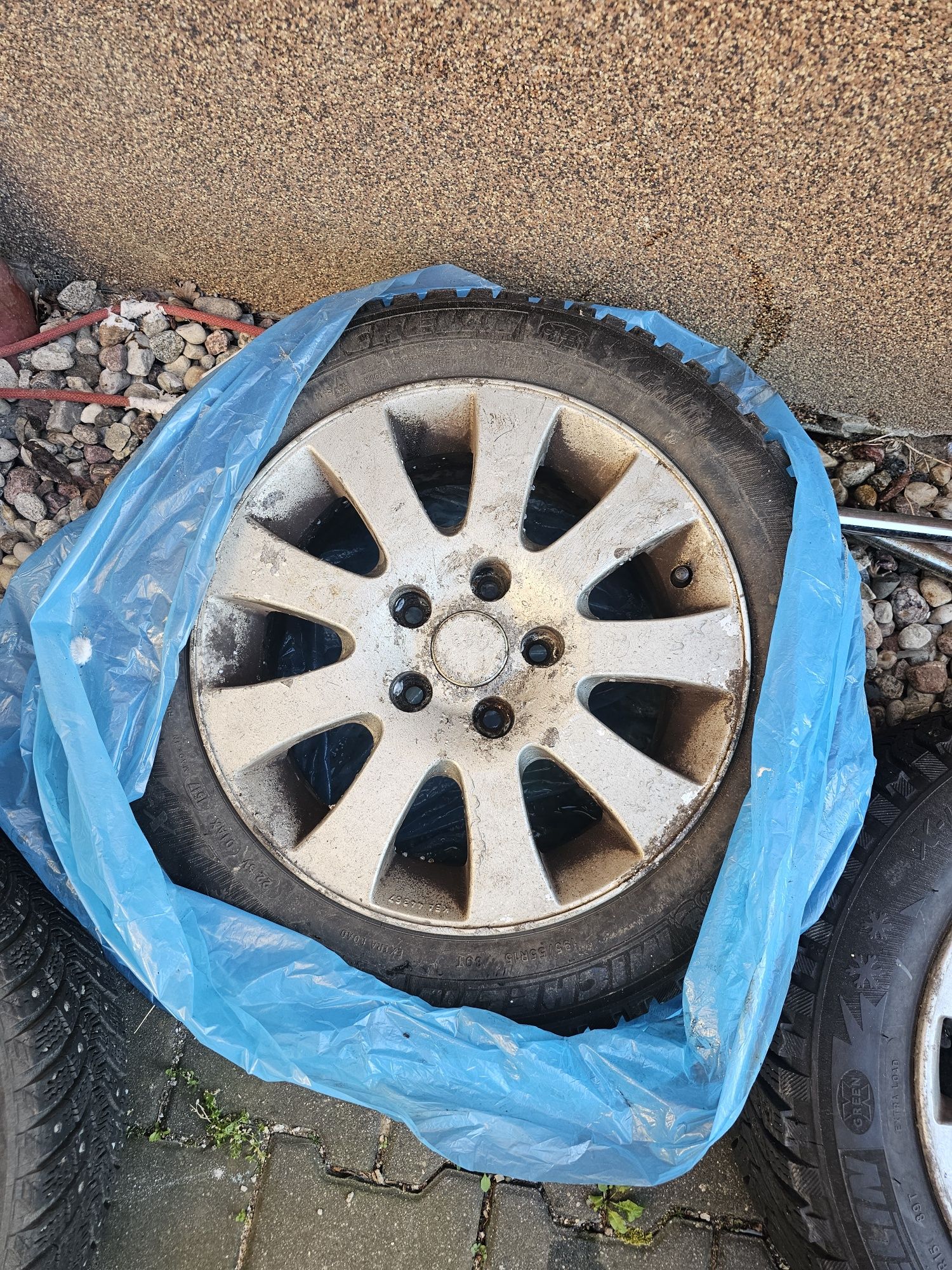 Felgi koła Skoda 7JX15H2 ET40
