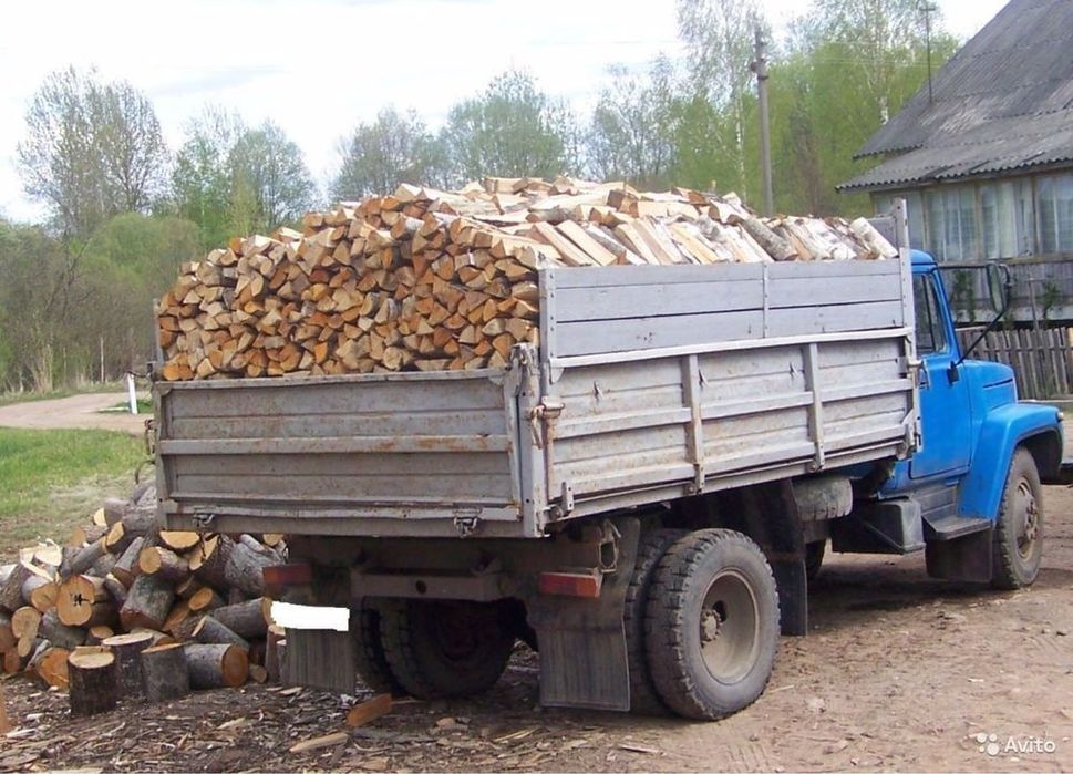 Дрова твердых пород. Акация. Дуб. Ясень. Доставка.