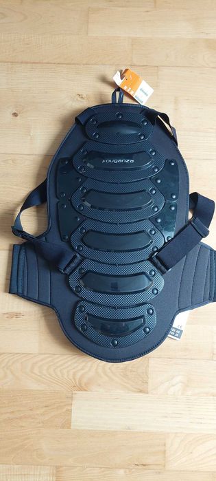 Ochraniacz na plecy-żółwik, ochronnik Fouganza-rozm. M-nowy z metkami.