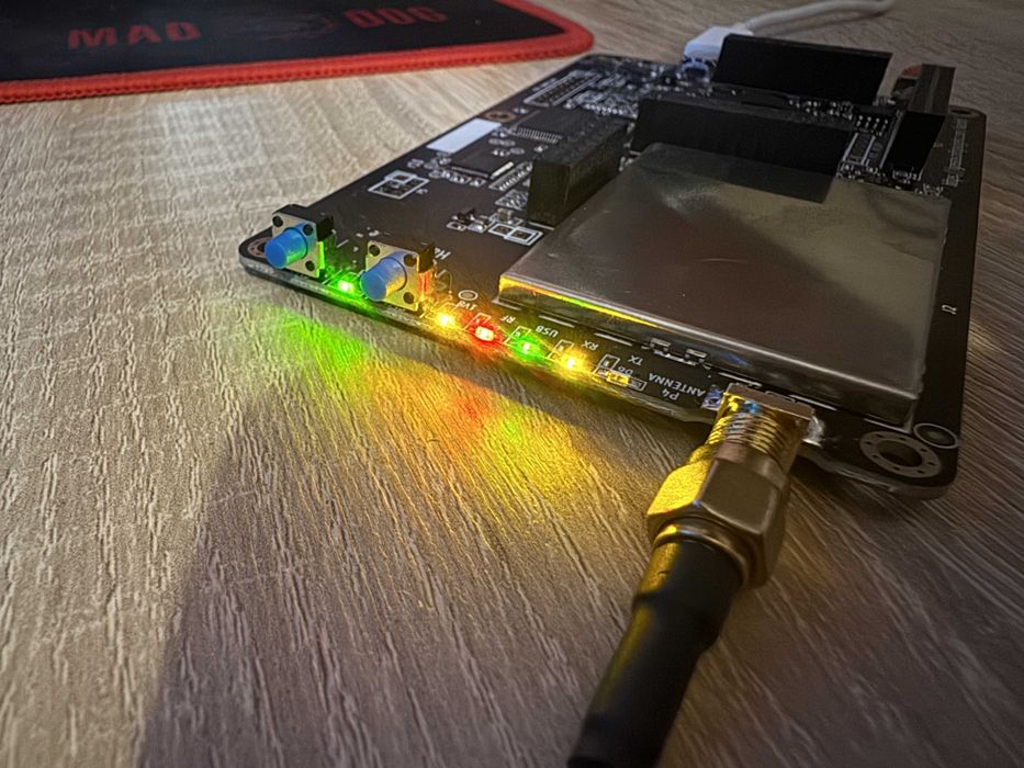 HackRF One+antena teleskopowa-odbiornik nadajnik SDR od 1MHz - 6GHz