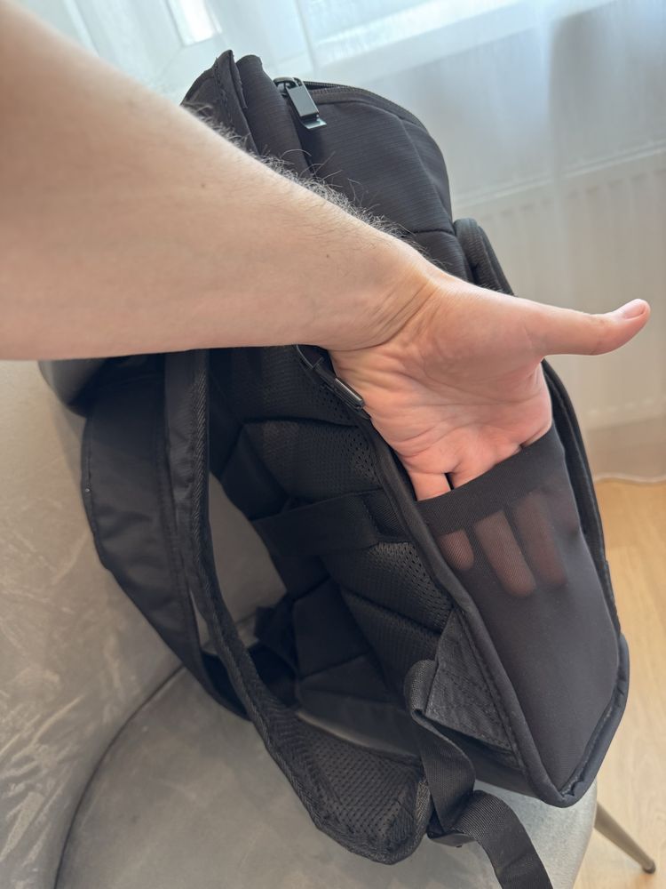 Рюкзак Lenovo Legion Active Gaming Backpack (GX41C86982)