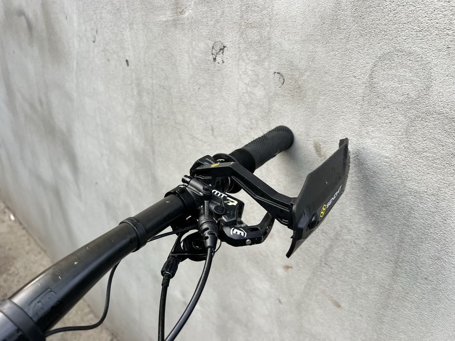 Електровелосипед YT Industries Decoy