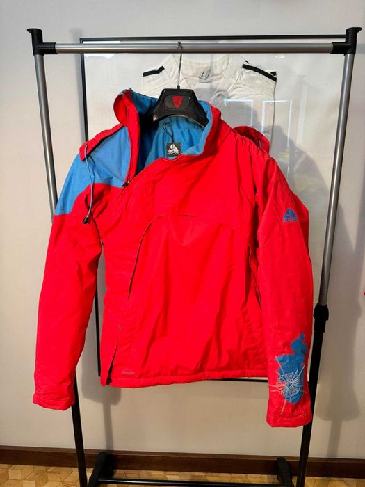 kurtka damska Vintage 00s Nike ACG Women Red Jacket S