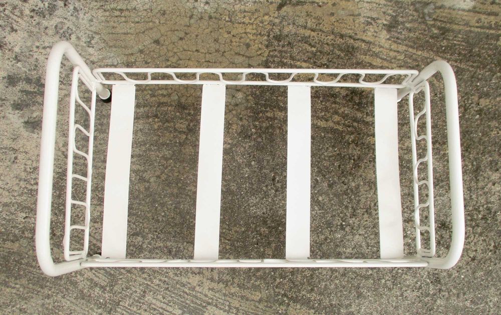 Cama de bonecas vintage