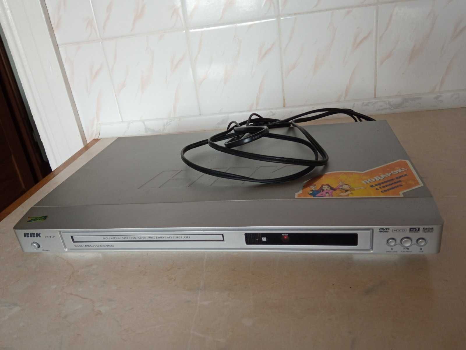 Продам видиомагнитофон BBK DVD Player