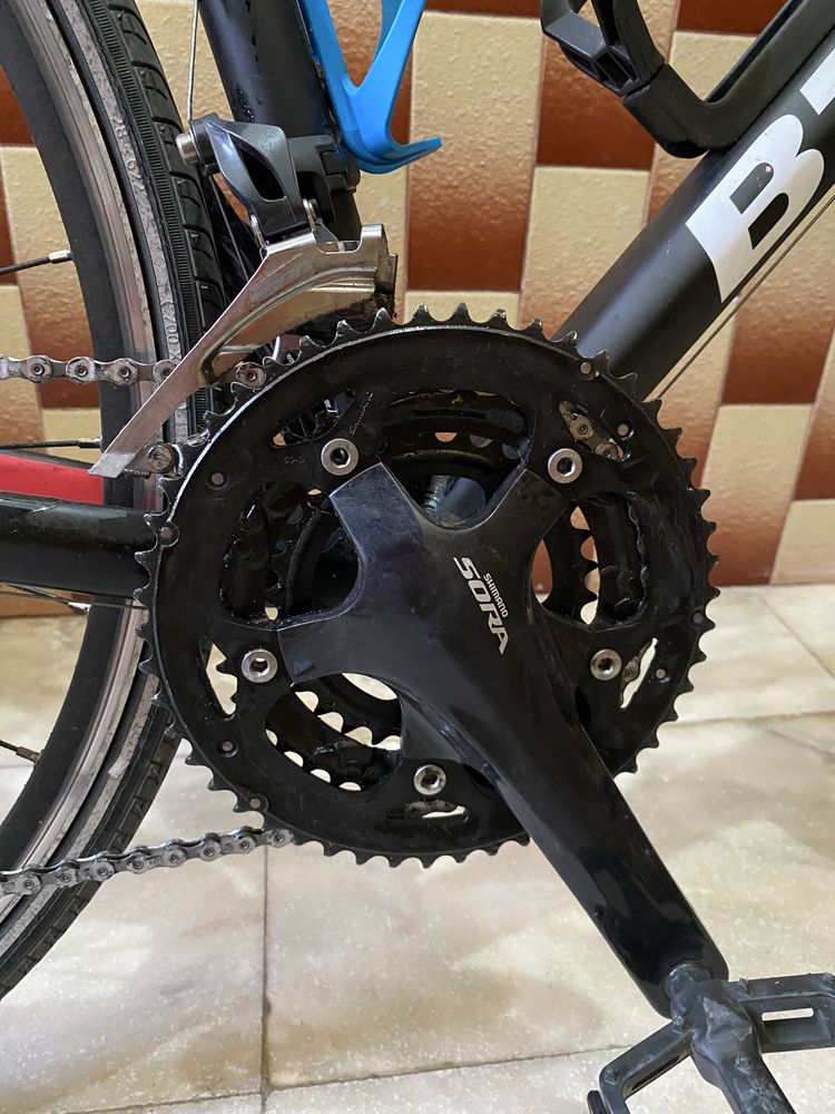 Bicicleta estrada Triban 520 FB 9 velocidades