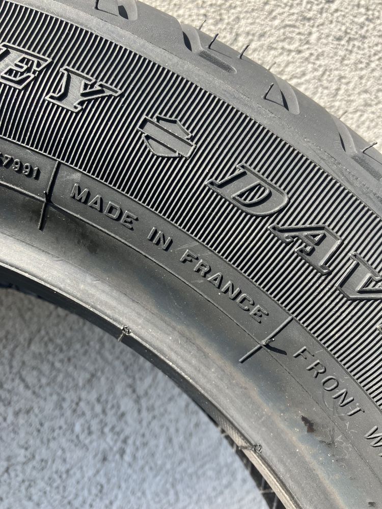 MT90B16 Dunlop D402 72H TL Przód HARLEY-DAVIDSON 2022 nowa 130/90B16