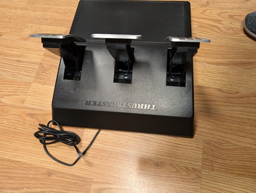 Manipulatory T3pa nowe thrustmaster t300