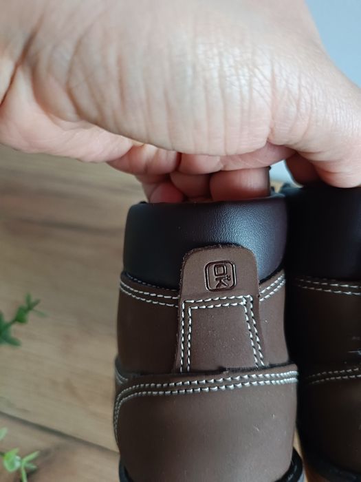 Nowe brązowe jesienne zimowe trzewiki chłopięce Okaidi 27