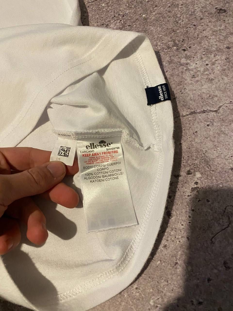 Футболка Ellesse розмір S-M еліс оригінал