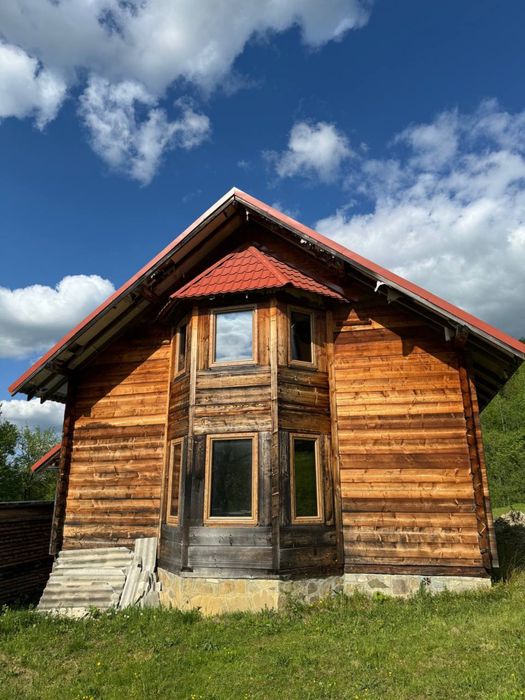 Будинок у мальовничому селі Космач