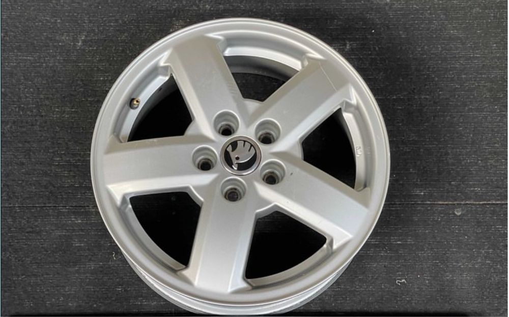 Диски R15 5/100 Skoda Tour Fabia Roomster VW Golf 4 Bora Polo Audi A3
