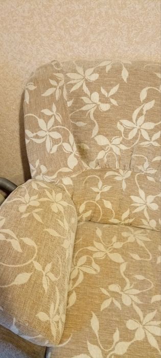 Диван з кріслами