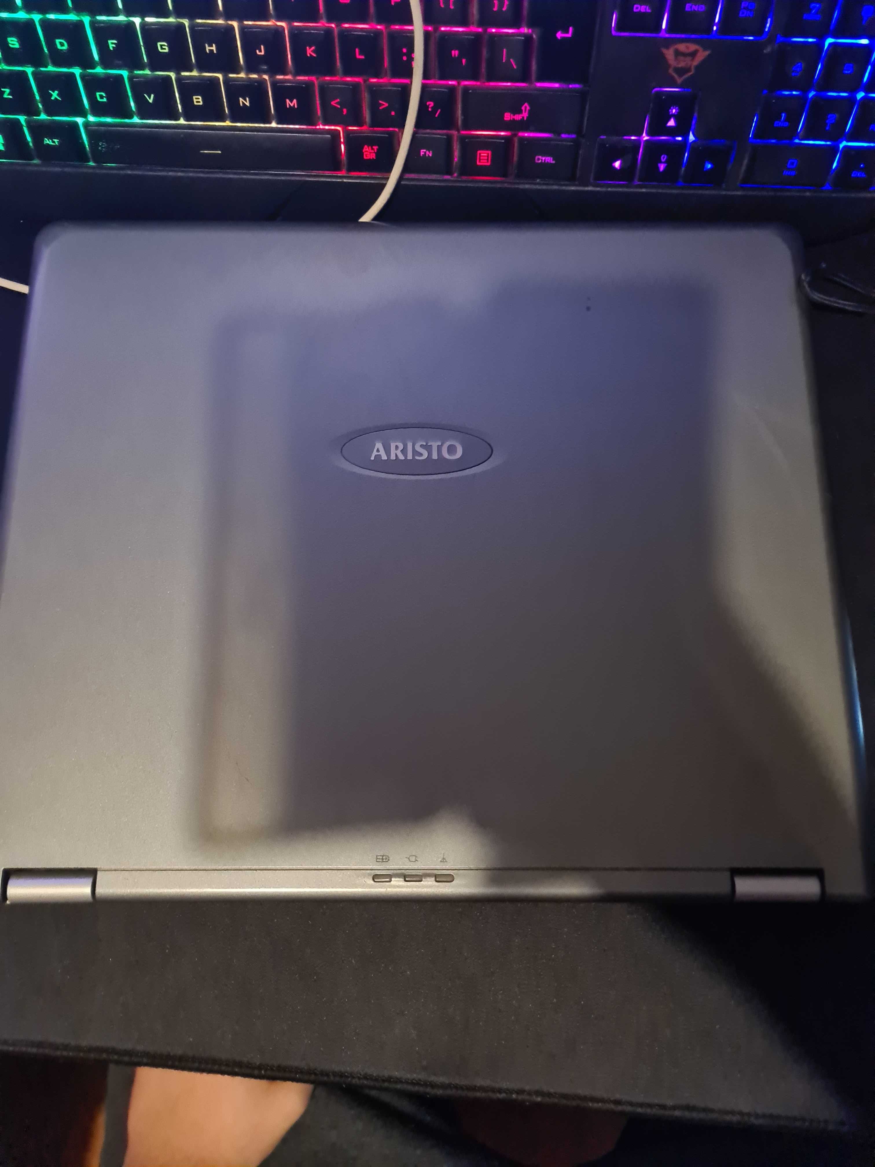 Laptop Aristo Smart 270 z procesorem Intel Celeron M 3603