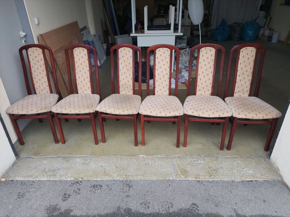 Stołek tapicerowany 6 szt używane