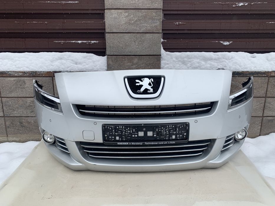 Бампер передній Пежо 3008 5008.Peugeot3008 5008  Шрот.Автозапчасти